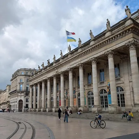 Renove Avec Parking Quartier Historique